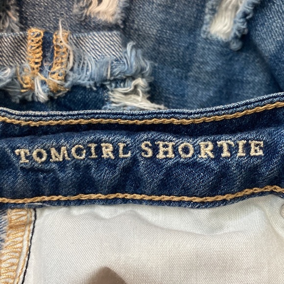American Eagle Tom Girl Shortie Jean Shorts Size 4 - Picture 5 of 6